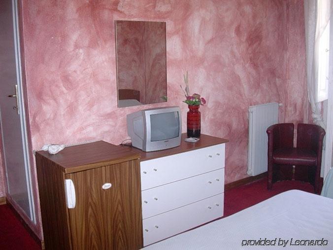 Hotel Buenos Aires Montecatini Terme Rum bild