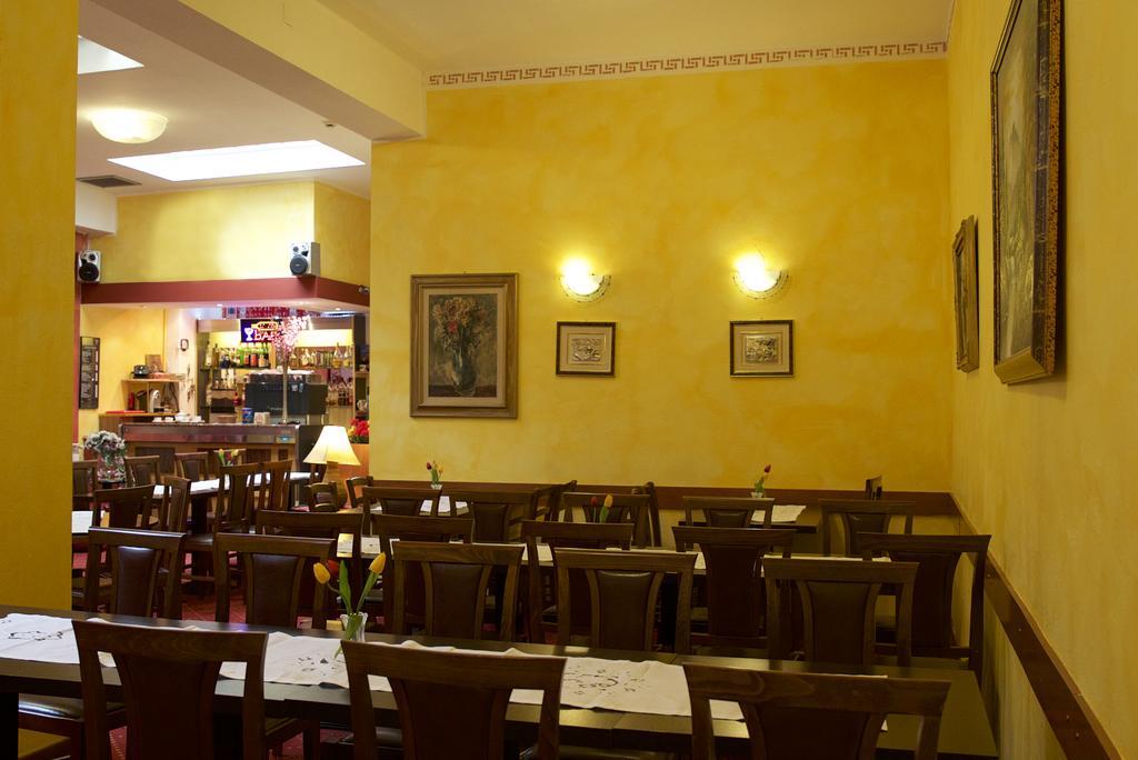 Hotel Buenos Aires Montecatini Terme Exteriör bild
